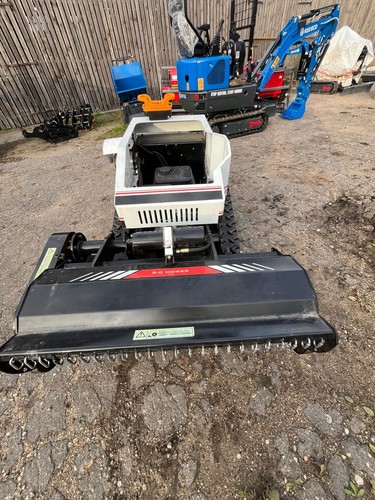 Mulcher lawn mower for