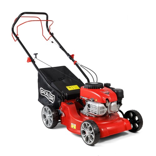 Petrol lawnmower self - lawnmower,